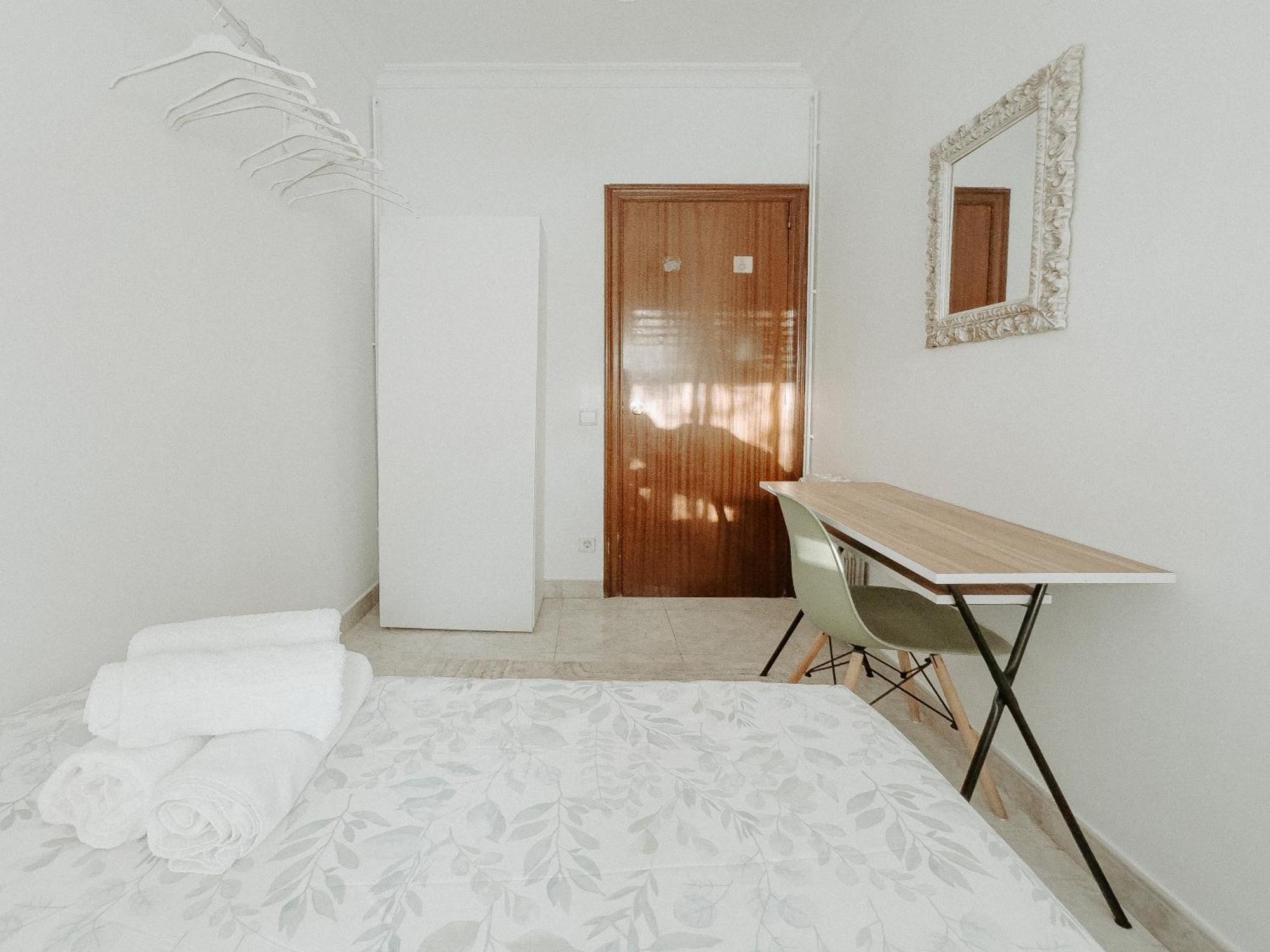 Charming Rooms In Shared Apartment Near Camp Nou Barcelona Pokój zdjęcie